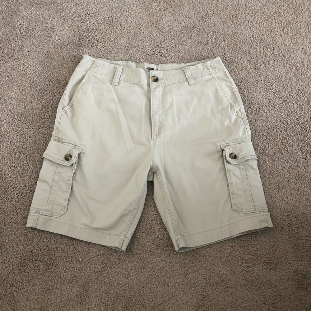 🌴 men’s Old Navy Beige Cargo Shorts Size 34